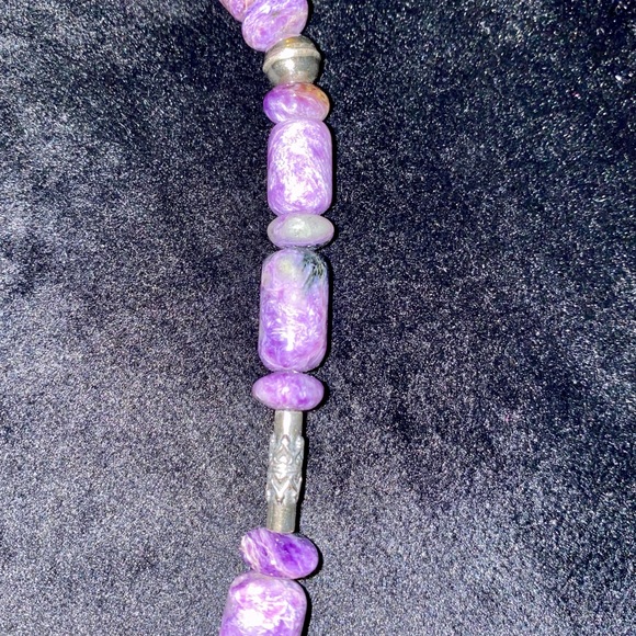 VINTAGE RUSSIAN CHAROITE PURPLE STONE BEADS NECKLACE SILVER ACCENTS 20” OOAK - Picture 3 of 10